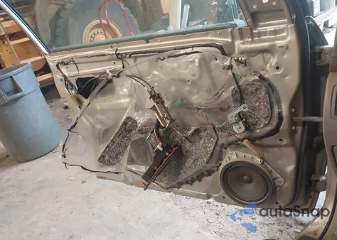 2006 Toyota Corolla Le z USA, uszkodzony, nr VIN 1NXBR32E66Z591067